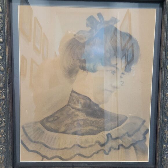 Vintage or Antique Portrait of a women muted pallet in ornate frame & Matted - Picture 9 of 16